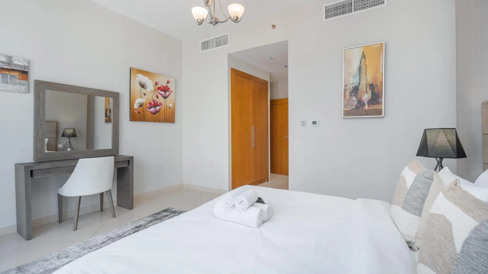 Prime 2Br Family Haven In Dubai Marina Apartment